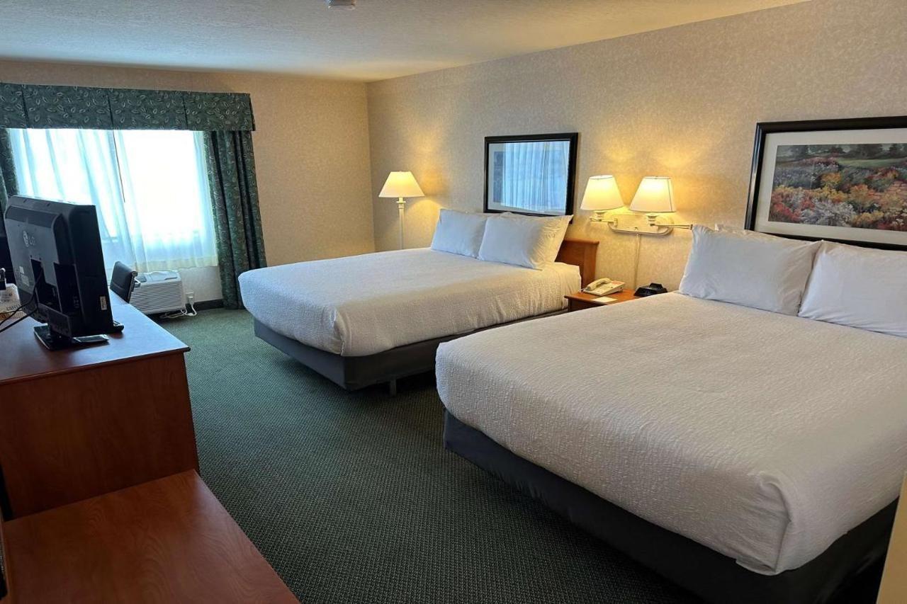Surestay Plus Hotel By Best Western Price Bagian luar foto